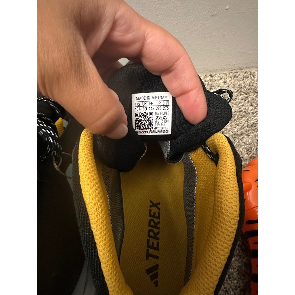 Adidas Terrex AX4 Mid GORE-TEX Hiking Boots - Picture 6 of 7
